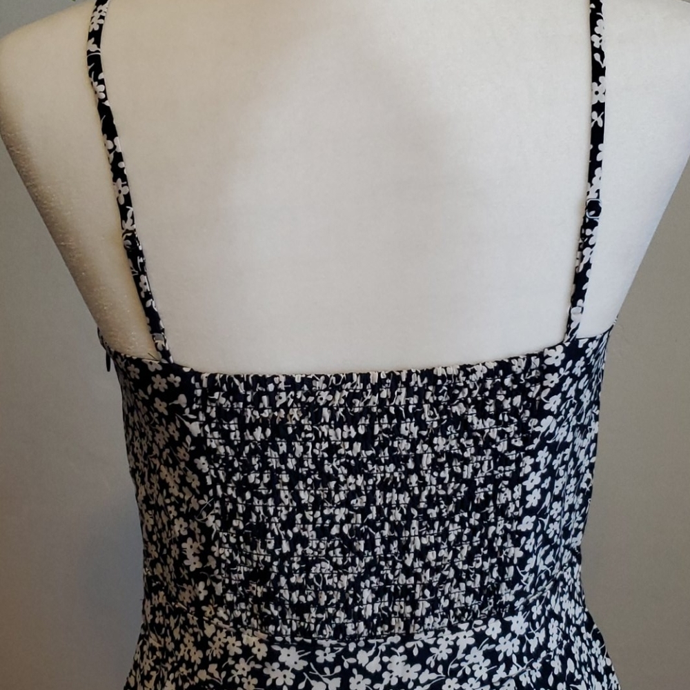 J. Crew tie-font wide-leg jumpsuit in floral print - Picture 2 of 5